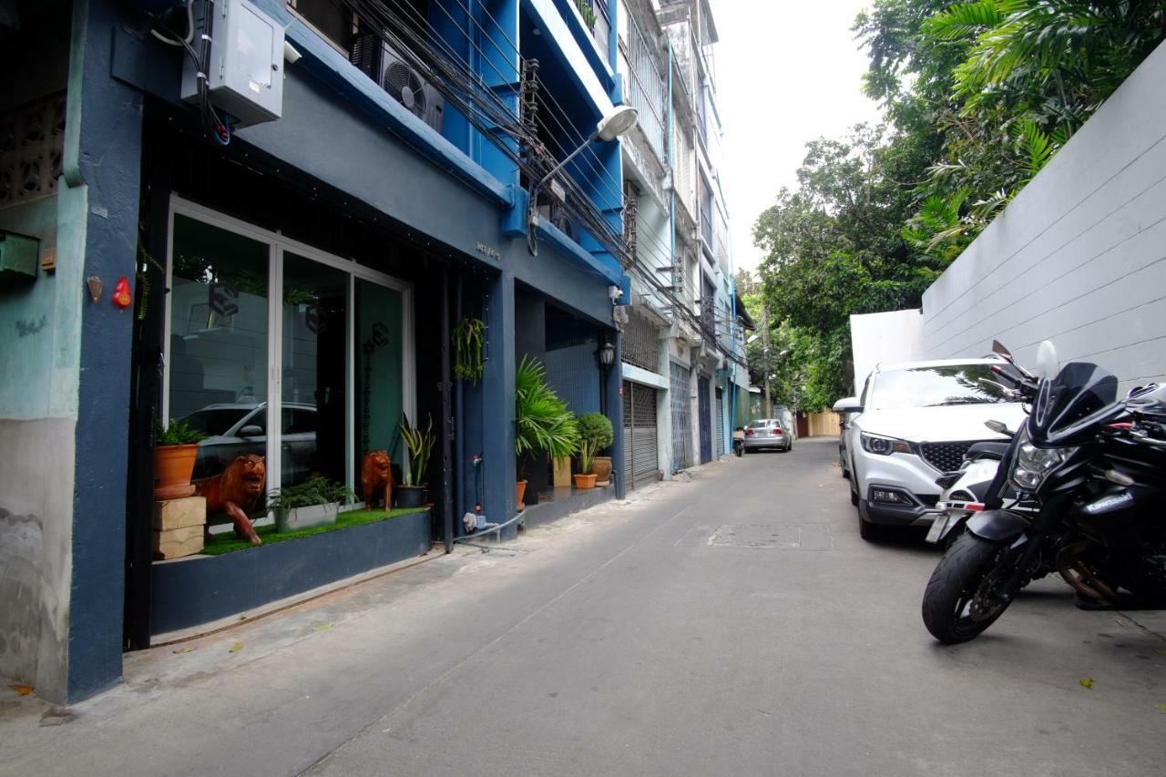 Every Surawong Bangkok Exteriér fotografie