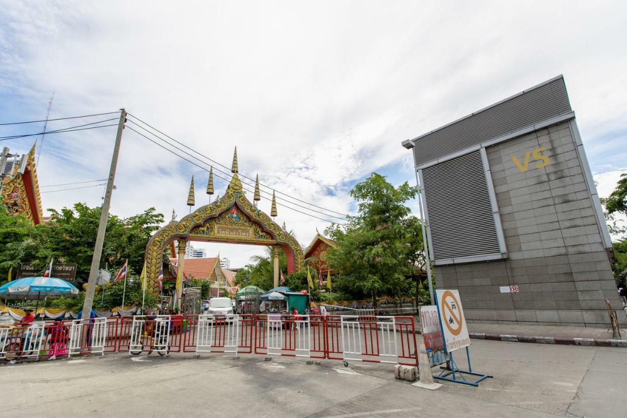 Every Surawong Bangkok Exteriér fotografie